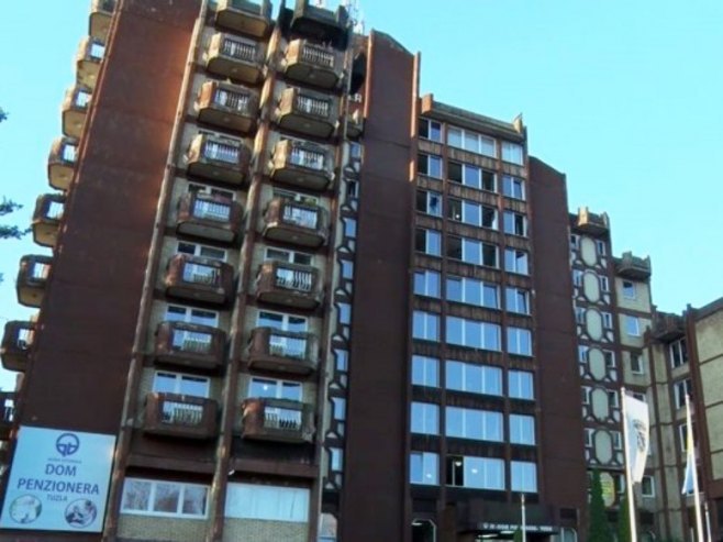 Објављен снимак дома у Тузли након пожара (ВИДЕО) Објављен снимак дома у Тузли након пожара (ВИДЕО)