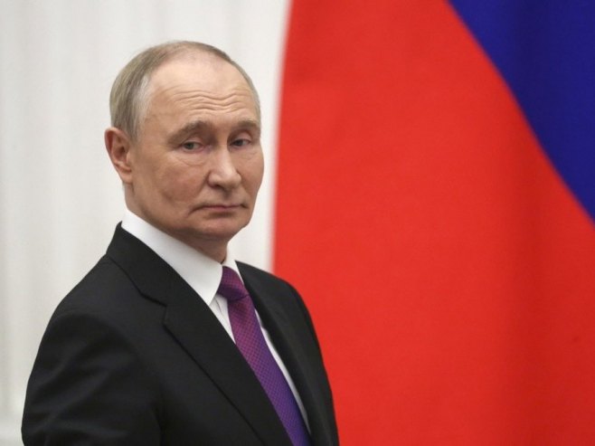 Путин: Не смије се дозволити потресање темеља државе