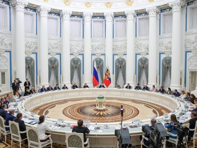 Русија: Најнижа стопа незапослености међу највећим свјетским економијама