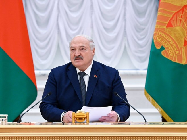 Лукашенко: Бјелорусија је спремна да прими мигранте из Украјине