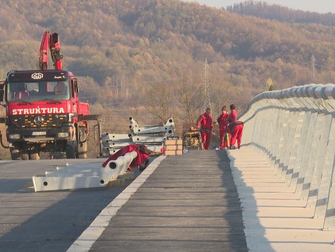 Када ће грађани моћи да користе мост у Чесми?