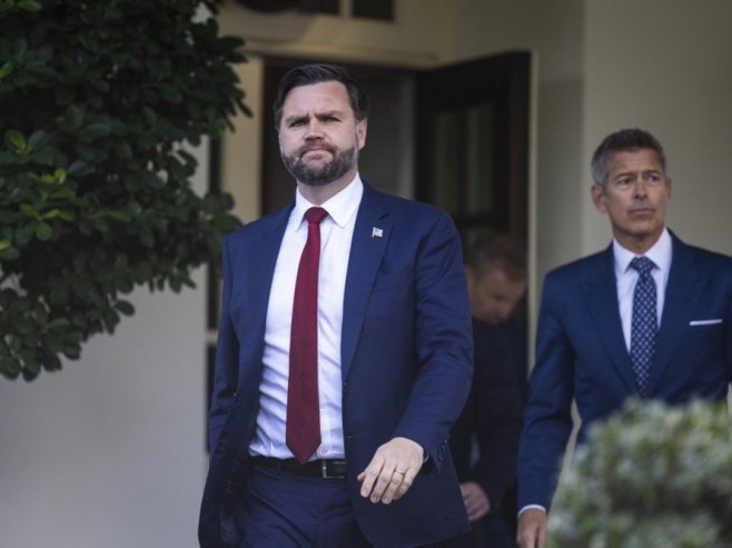 Венс: Обустава рада администрације - трагедија за државу