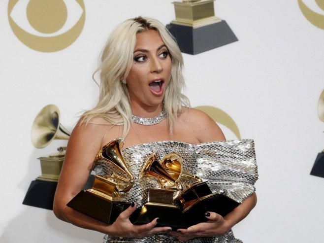 Леди Гага и Џастин Бибер међу номинованима за музичку награду Греми