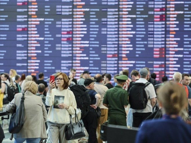 Отказане и одгођене хиљаде путничких летова