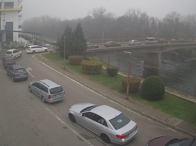 Појачана фреквенција путничких возила на граничним прелазима