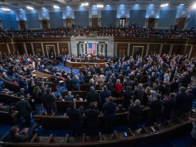 Сенат САД-а (фото: EPA/SHAWN THEW - илустрација) - 