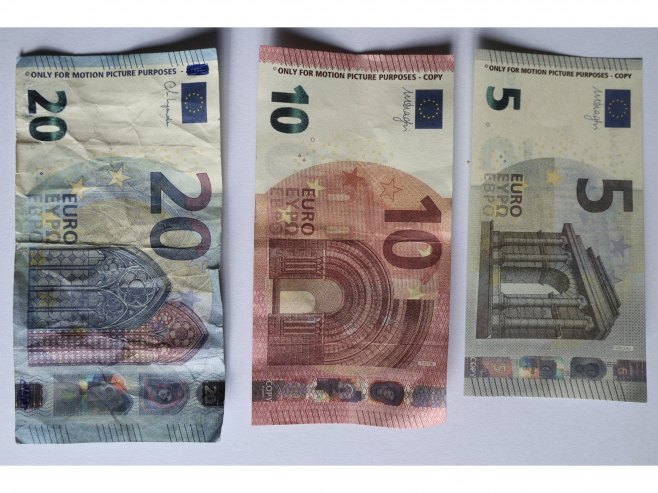 Полиција Брчко дистрикта упозорила грађане на појаву филмских новчаница