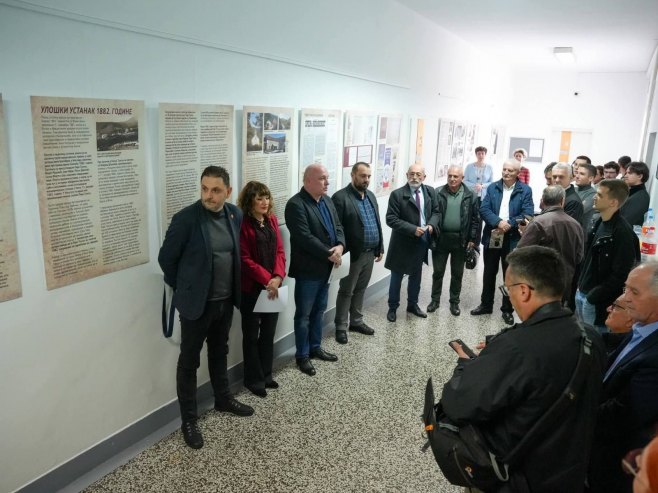 Отворена изложба посвећена Перу Тунгузу - Фото: РТРС