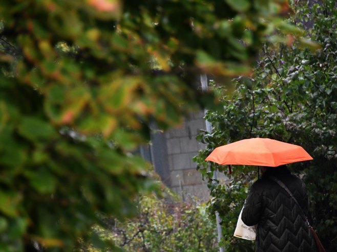 У уторак облачно са кишом, у Херцеговини могуће обилне падавине (ВИДЕО)