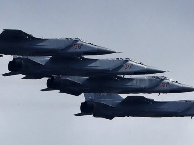 Миг 31 (Фото: EPA/SERGEI ILNITSKY, илустрација) - 