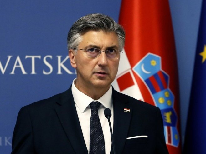 Пленковић разговарао с Пуповцем: Изложба у Вуковару одложена да би се смириле тензије