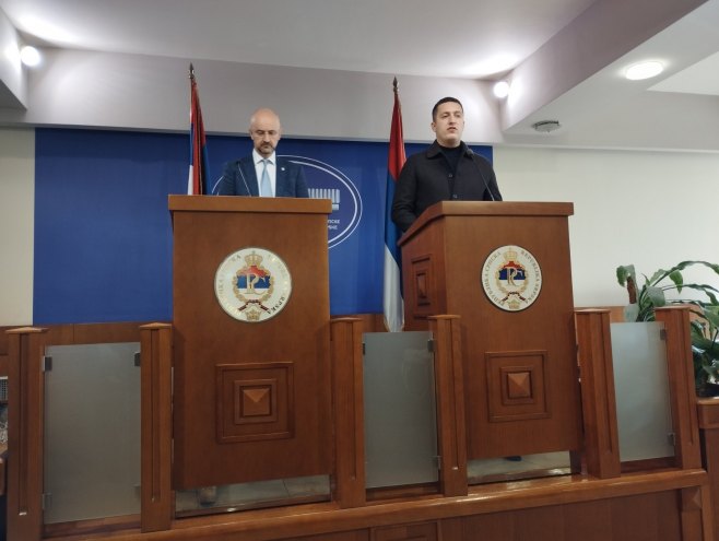 СНСД упутио захтјев - Уставни суд да оцијени одлуку о главном преговарачу са ЕУ