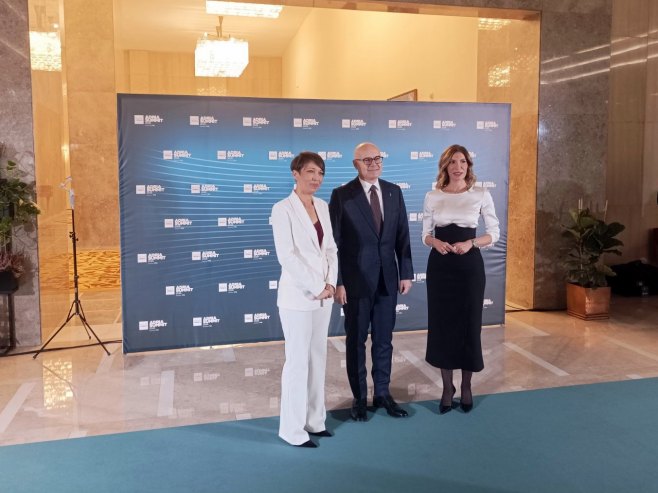 Вучевић на Адрија самиту 2025 (Фото: РТРС)