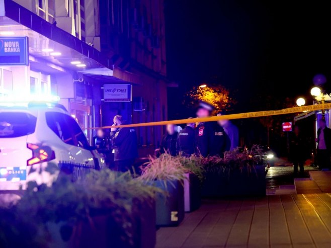 Детаљи хапшења у центру Бањалуке: Спријечен покушај преваре на банкомату (ФОТО/ВИДЕО)