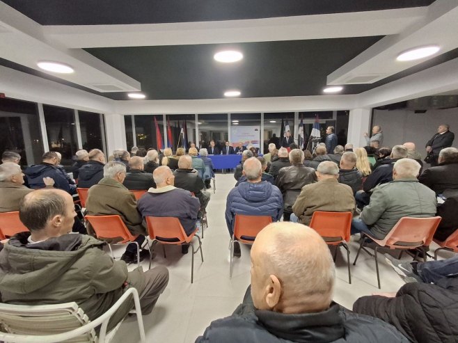 Трибина покрета Одбрана Српске Трибина покрета Одбрана Српске - Фото: РТРС