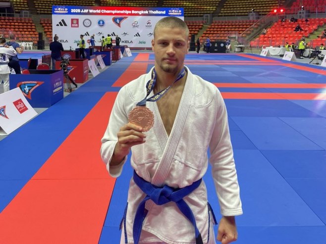 Огњен Ритан освојио бронзу на Свјетском првенству у џију-џицу