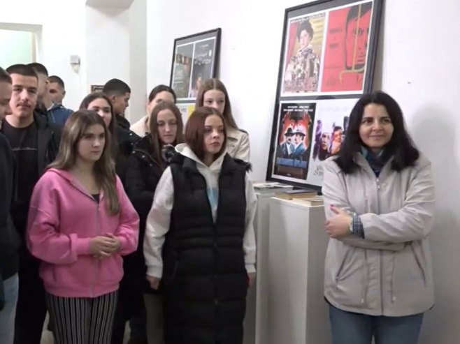 Отворена изложба "Књижевна дјела на филмском платну" (ВИДЕО)