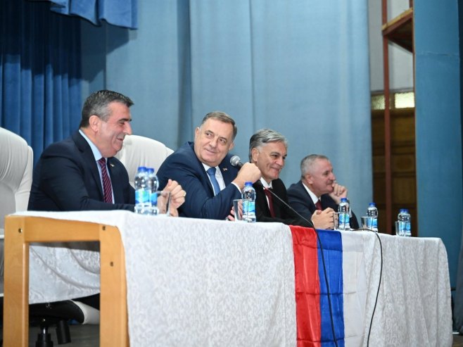 Додик у Власеници: Бирамо Синишу Карана, побиједиће Српска (ФОТО)