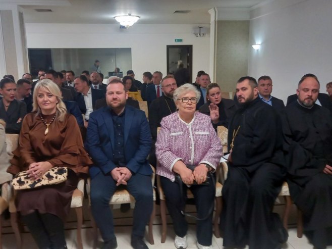 Гускова: Будућност српства на Балкану зависи од Републике Српске