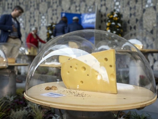 Швајцарски гријер проглашен за најбољи сир на свијету