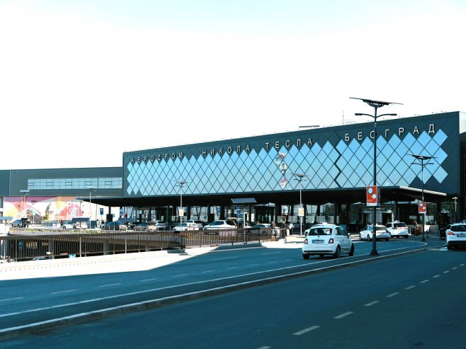 Отказани летови на релацијама Београд-Дубаји и Београд-Доха