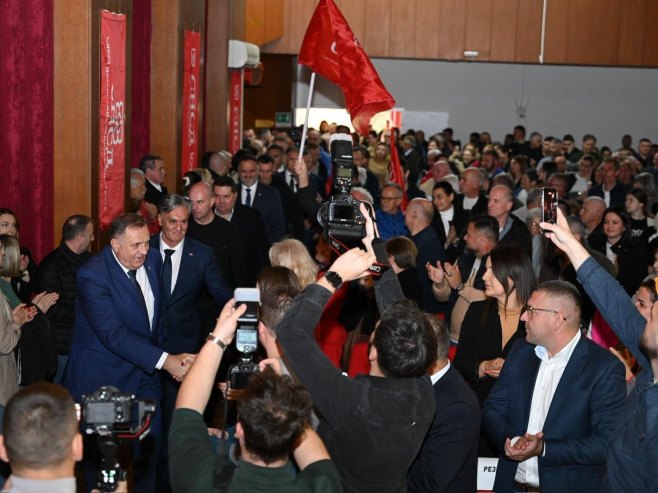 Додик: Сви који гласају мимо Карана гласају за Шмита и сарајевску чаршију (ФОТО)