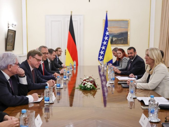 Цвијановић са Вадефулом: Крајње вријеме да се оконча међународна супервизија у БиХ