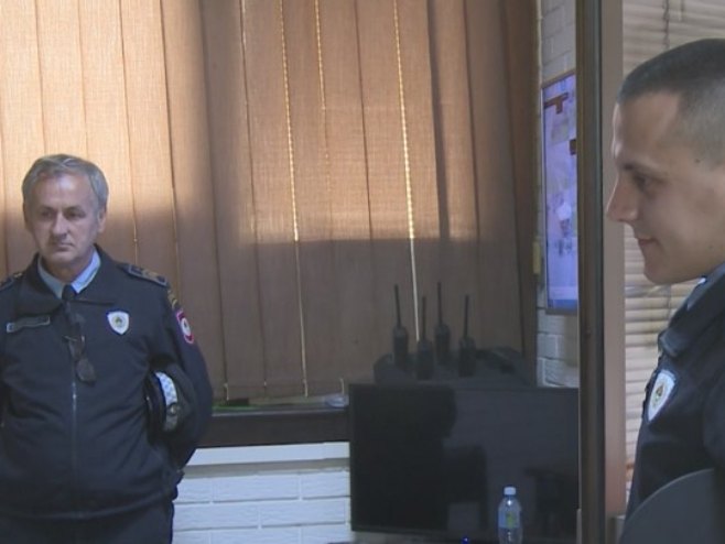 Храбри полицајци Горан и Никола Павловић, отац и син - запажени и међу колегама и међу надређенима (ВИДЕО)