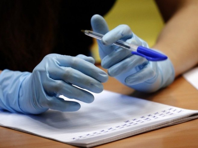 У Кини тестиран прототип електро-шок рукавице (ВИДЕО)