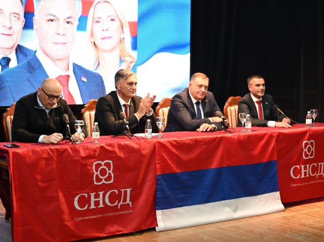 Каран и Додик у Козарској Дубици (Фото: x.com/MiloradDodik) Каран и Додик у Козарској Дубици (Фото: x.com/MiloradDodik) -