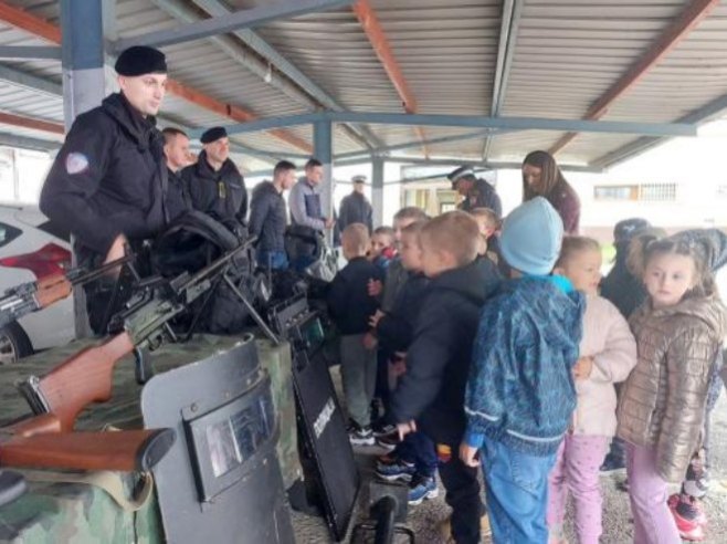 Дан отворених врата у Зворнику - Фото: СРНА