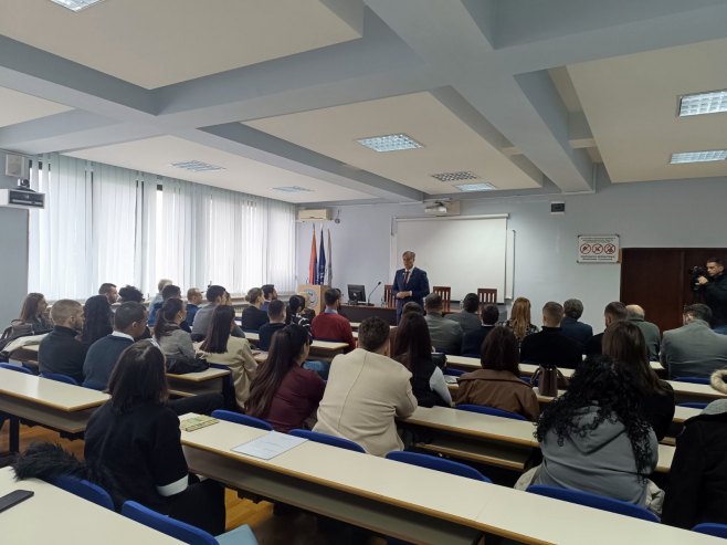 Каран: БиХ је створена системом агрегације и спајањем два ентитета