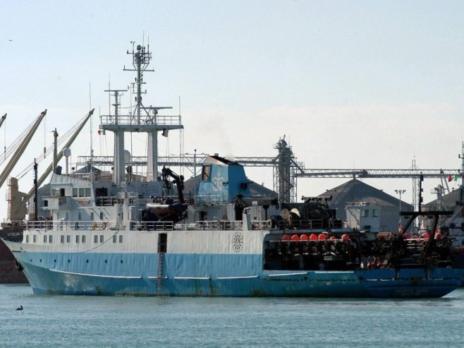 Колумбијски рониоци открили 200 килограма кокаина сакривеног испод брода за Европу (ФОТО/ВИДЕО)