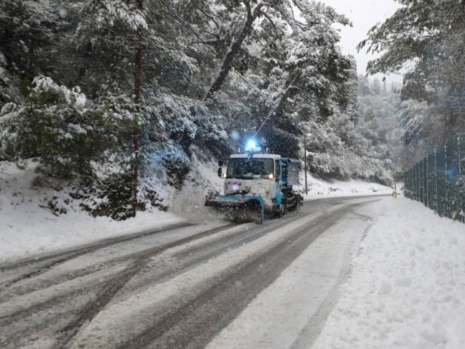 Француска на удару таласа хладног времена, у Ил де Франс уведен наранџасти метоаларм