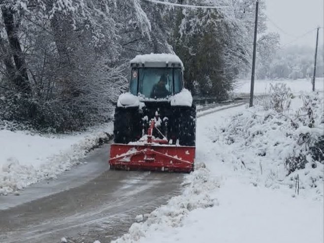 Сви магистрални путеви у Лакташима су очишћени