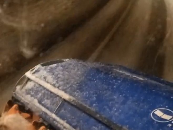 Пут Невесиње - Гацко проходан; Службе раде цијелу ноћ (ВИДЕО)