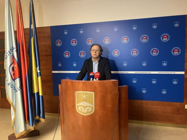 Шкондрић: Сва бирачка мјеста у Приједору отворена на вријеме