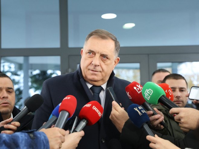 Додик своју грађанску дужност обавио у Лакташима