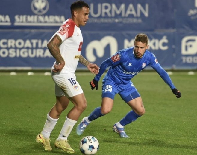 Борац славио на "Пецари", голом Хироша у судијској надокнади