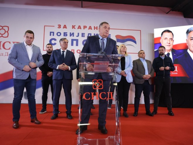 УЖИВО - Конференција за новинаре Милорада Додика 