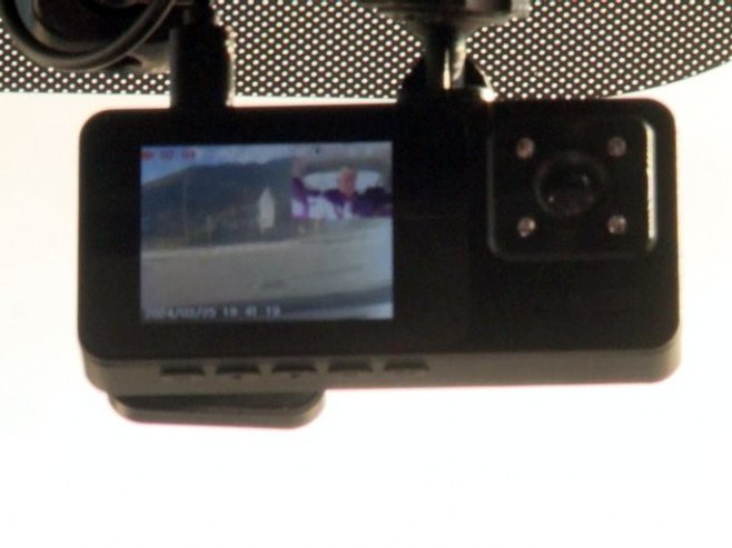 Могу ли снимци ауто камера бити дио доказа у случају саобраћајних незгода? (ВИДЕО)