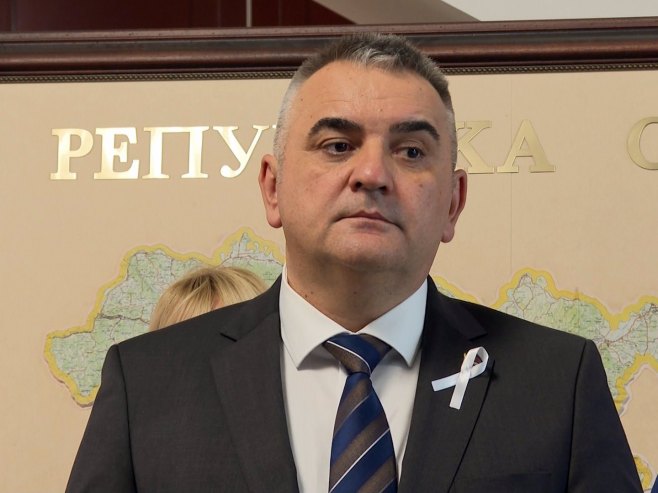 Минић: Чиста провокација; Српска своје празнике не преноси у ФБиХ (ВИДЕО)