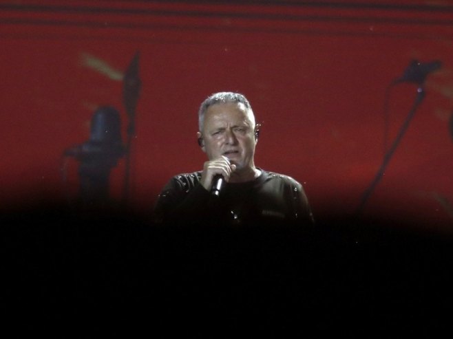 Томпсон кажњен са 150.000 евра након концерта?