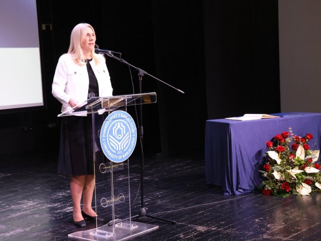 Цвијановић: Почасни докторат израз дубоког поштовања Српске према Сијарту и Мађарској