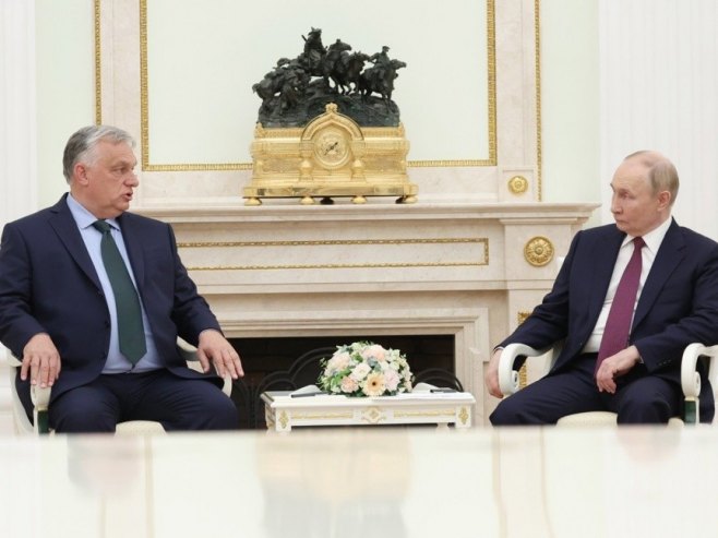 Орбан допутовао у Москву; Очекује се састанак са Путином  (ВИДЕО)