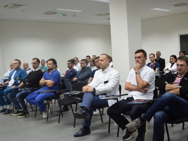 Изведене двије минимално инвазивне интервенције савременом методом лијечења периферне артеријске болести