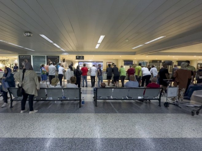 Гужве на аеродрому (фото: EPA/WAEL HAMZEH - илустрације) Гужве на аеродрому (фото: EPA/WAEL HAMZEH - илустрације) -