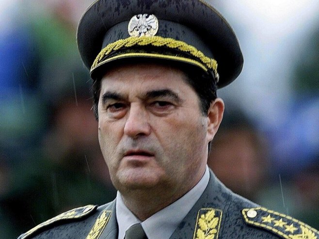 Небојша Шавковић (фото: архива - EPA/SRDJAN SUKI) - 