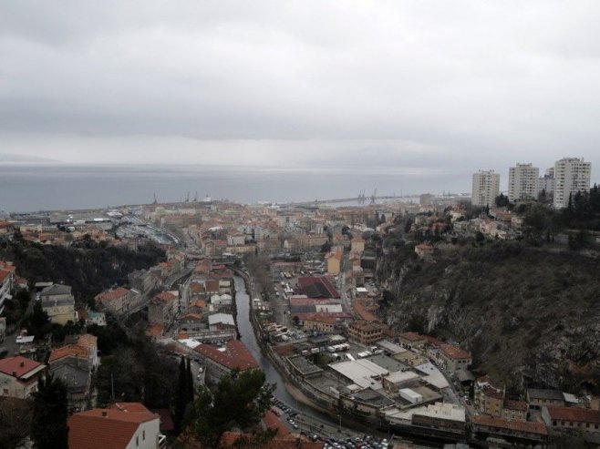 Ријека панорама (фото: EPA/ANTONIO BAT) - 