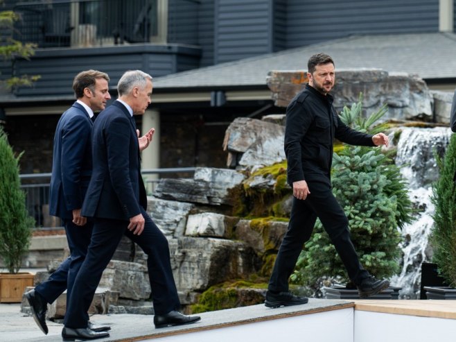 Зеленски се састао са Макроном